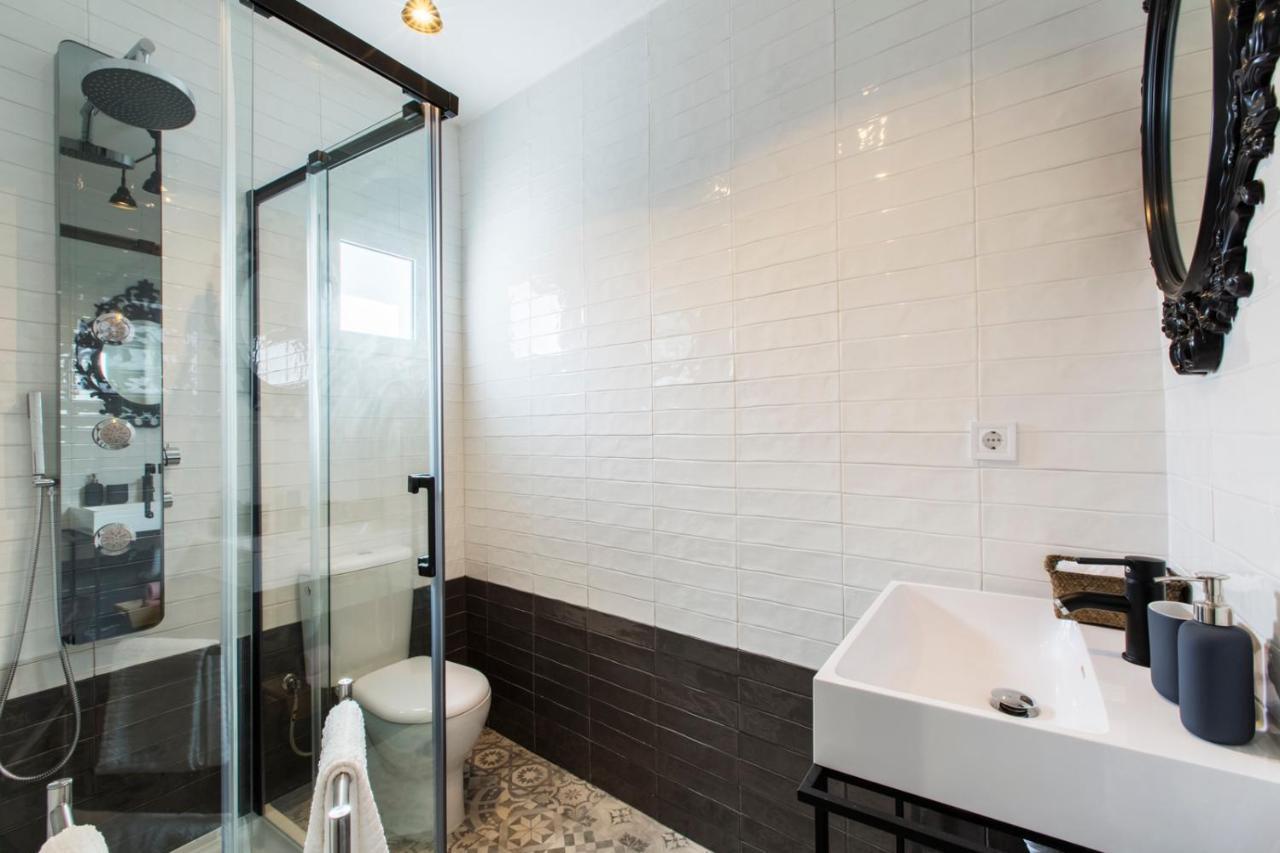 Amazing Downtown Apt With Small Balcony With View Over The Castle Lisabona Exterior foto