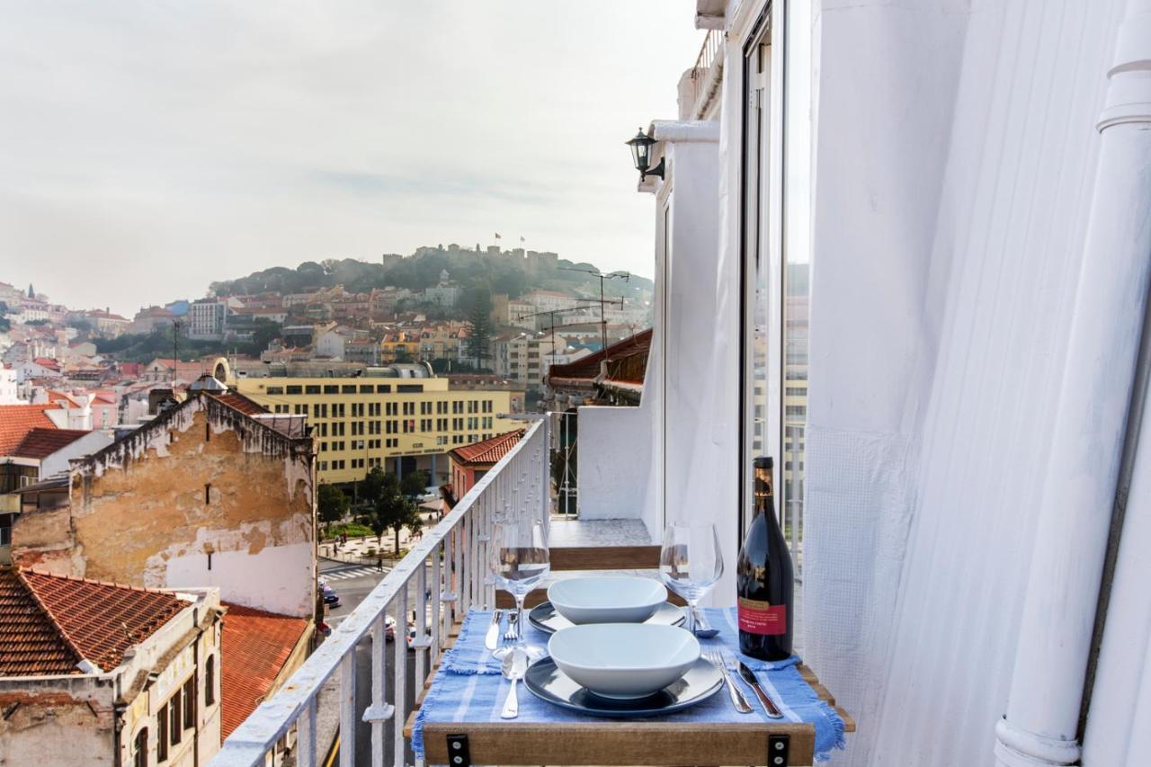 Amazing Downtown Apt With Small Balcony With View Over The Castle Lisabona Exterior foto